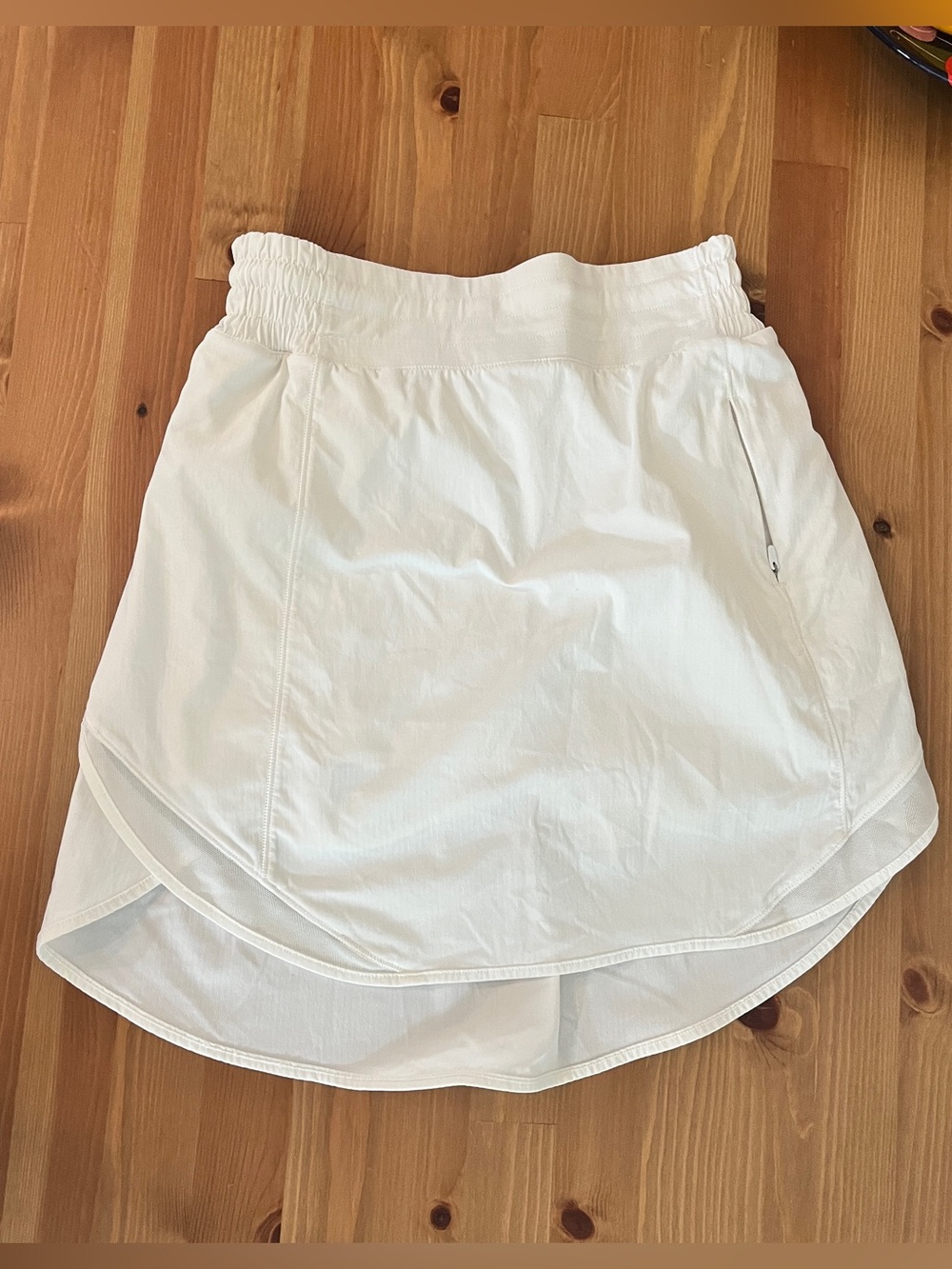 Lululemon White Tennis Skirt size 2 with undershorts
